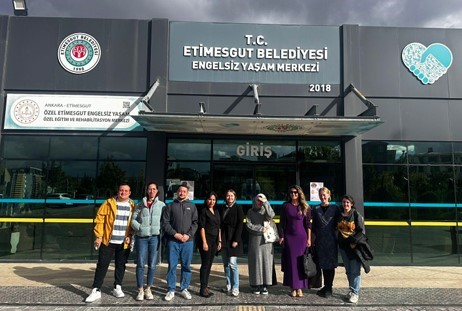 Solidarity with S&G. Volunteering at Engelsiz Yaşam Merkezi in Etimesgut.